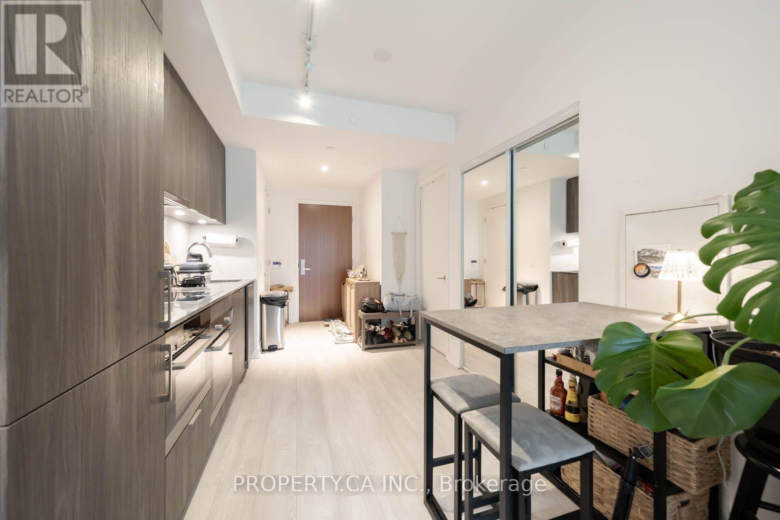 501 - 15 Queens Quay E, Toronto, Ontario  M5E 0C5 - Photo 7 - C14091726