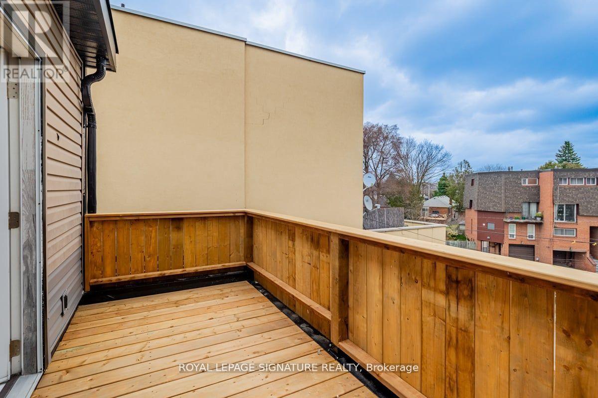 Upper - 851 O'connor Drive, Toronto, Ontario  M4B 2S7 - Photo 22 - E14091724