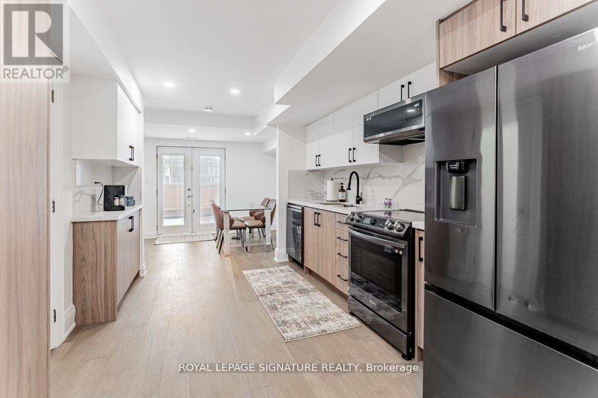 Upper - 851 O'connor Drive, Toronto, Ontario  M4B 2S7 - Photo 4 - E14091724