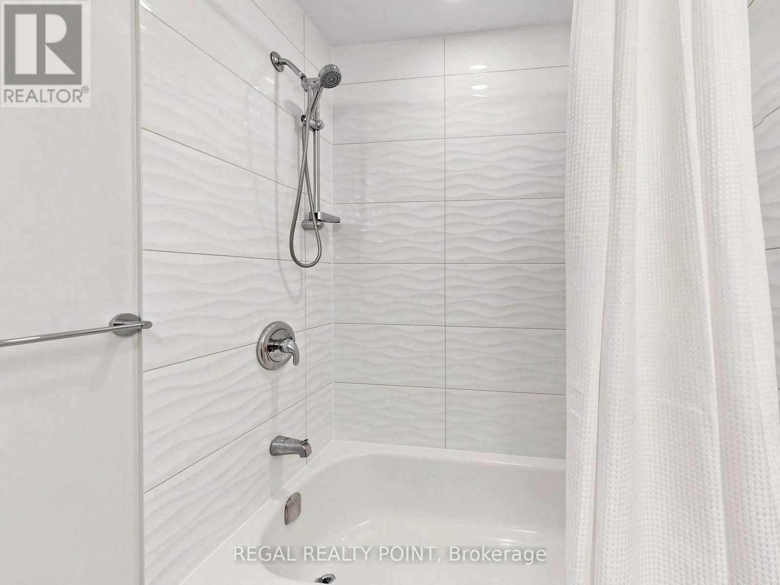 71 Clydesdale Drive, Toronto, Ontario  M2J 3N3 - Photo 22 - C14090194