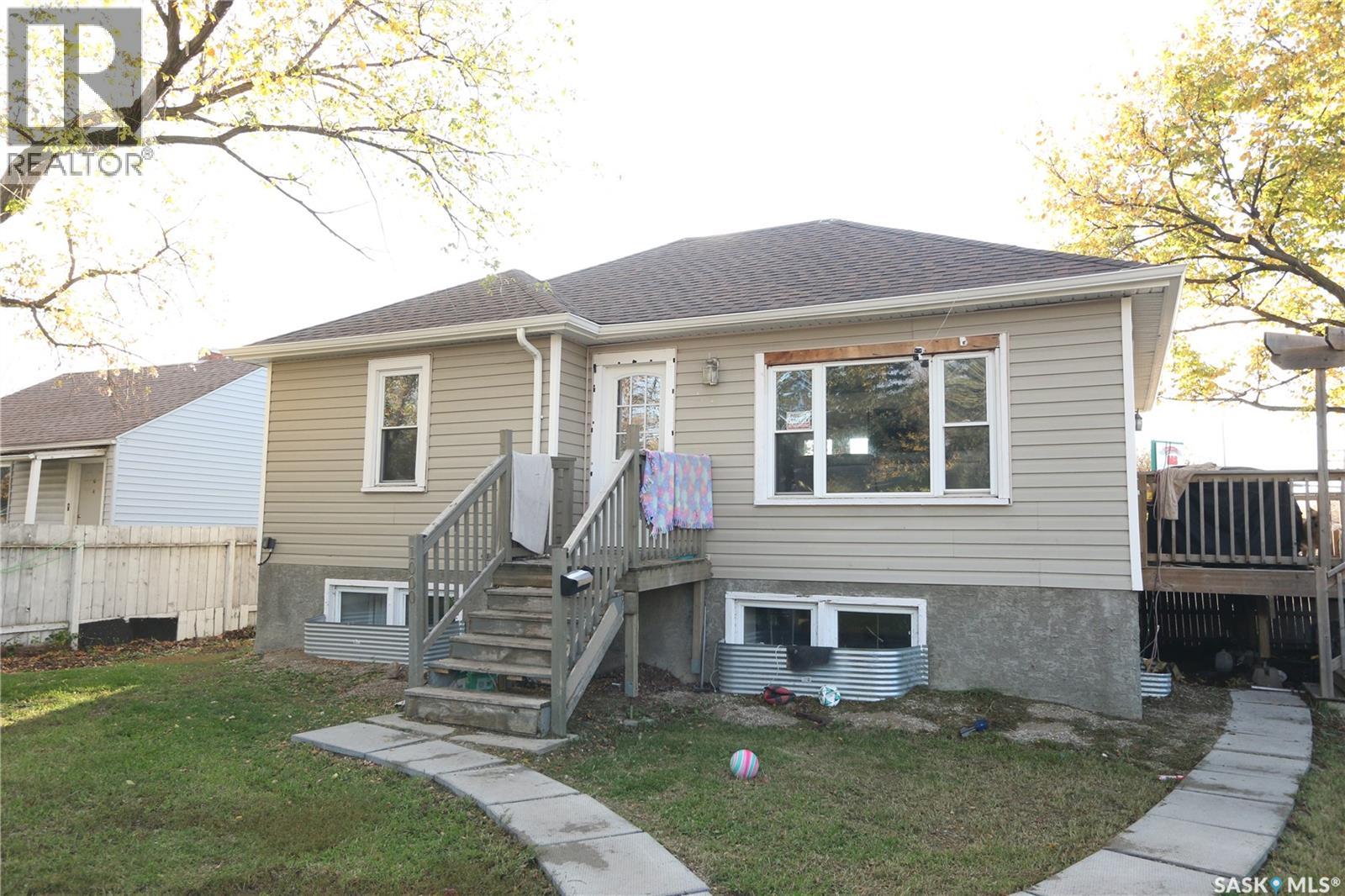 1000 Wascana STREET, regina, Saskatchewan
