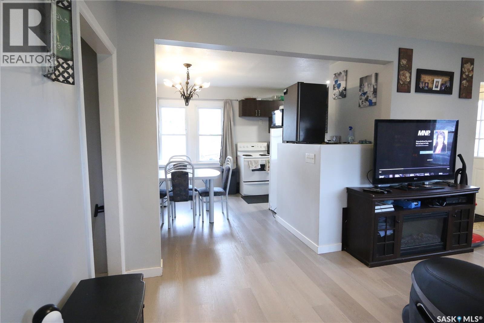 1000 Wascana Street, Regina, Saskatchewan  S4T 4H7 - Photo 2 - SK051384