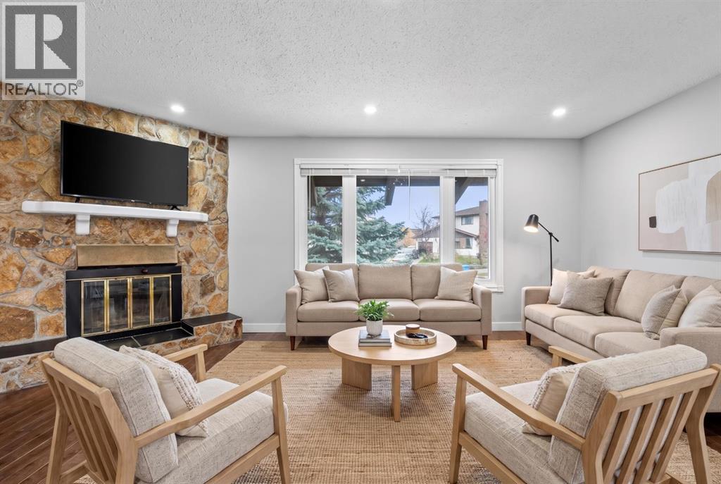 16 Whiteram Place NE, Calgary, Alberta  T1Y 5J8 - Photo 3 - A2352359