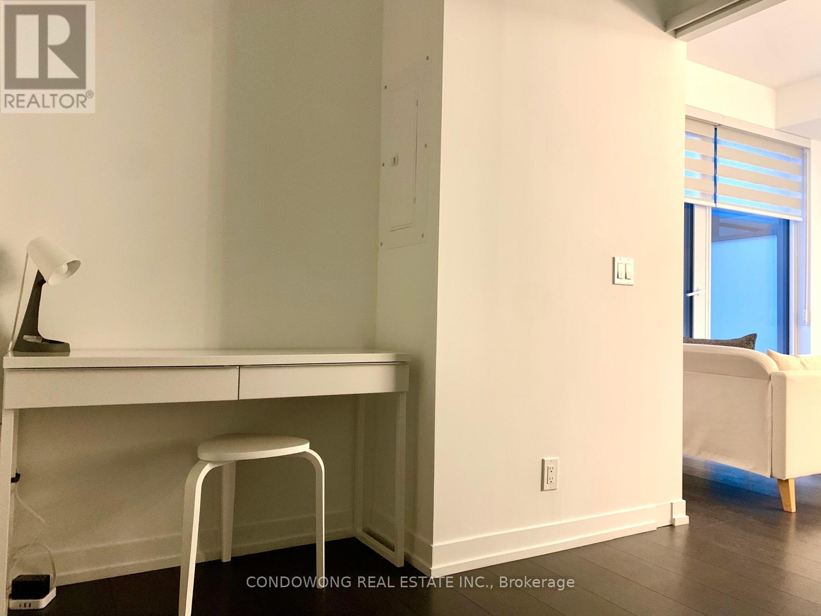 805 - 2020 Bathurst Street, Toronto, Ontario  M5P 0A6 - Photo 5 - C14091778