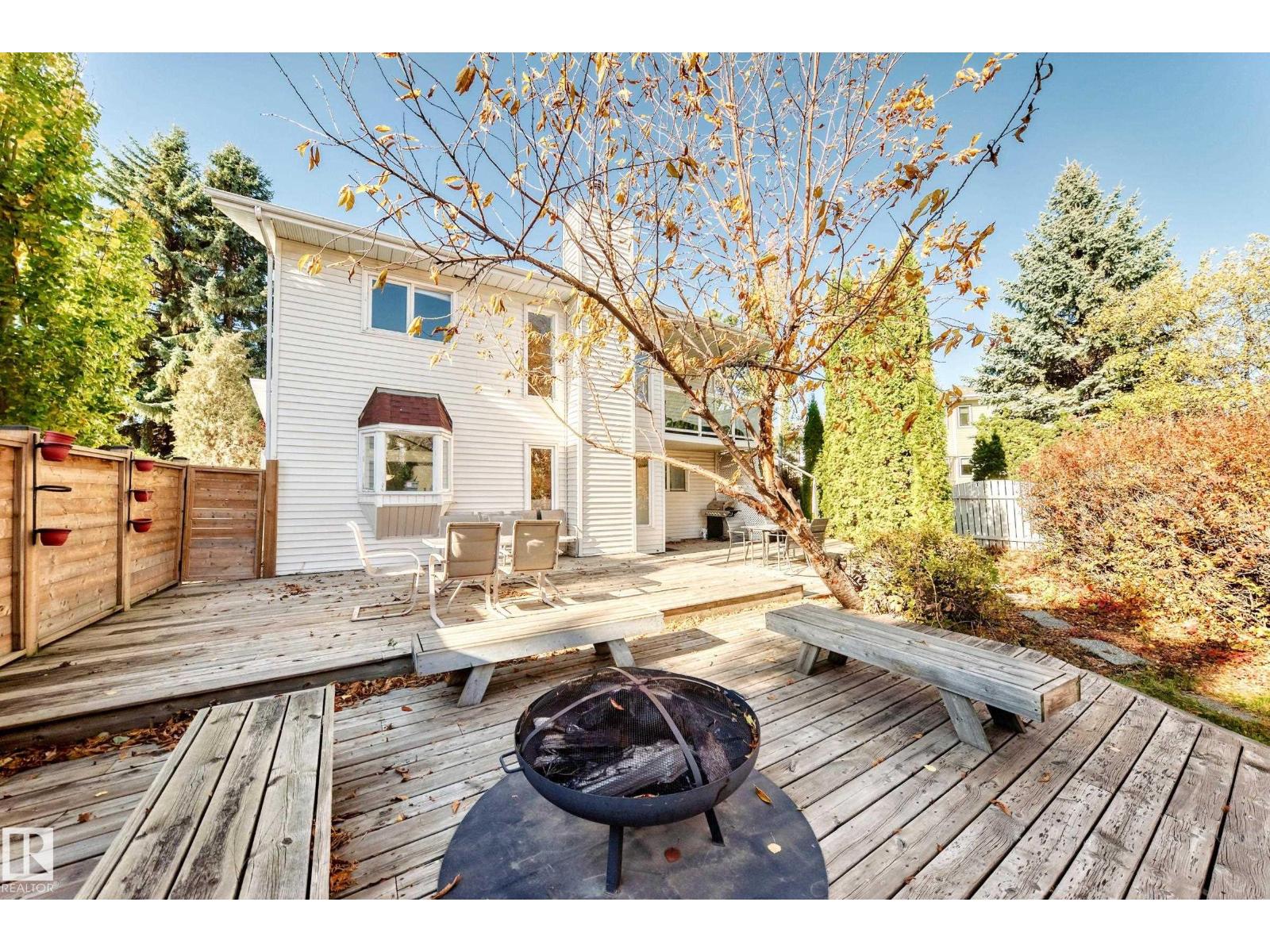 92 HOWSON CR NW