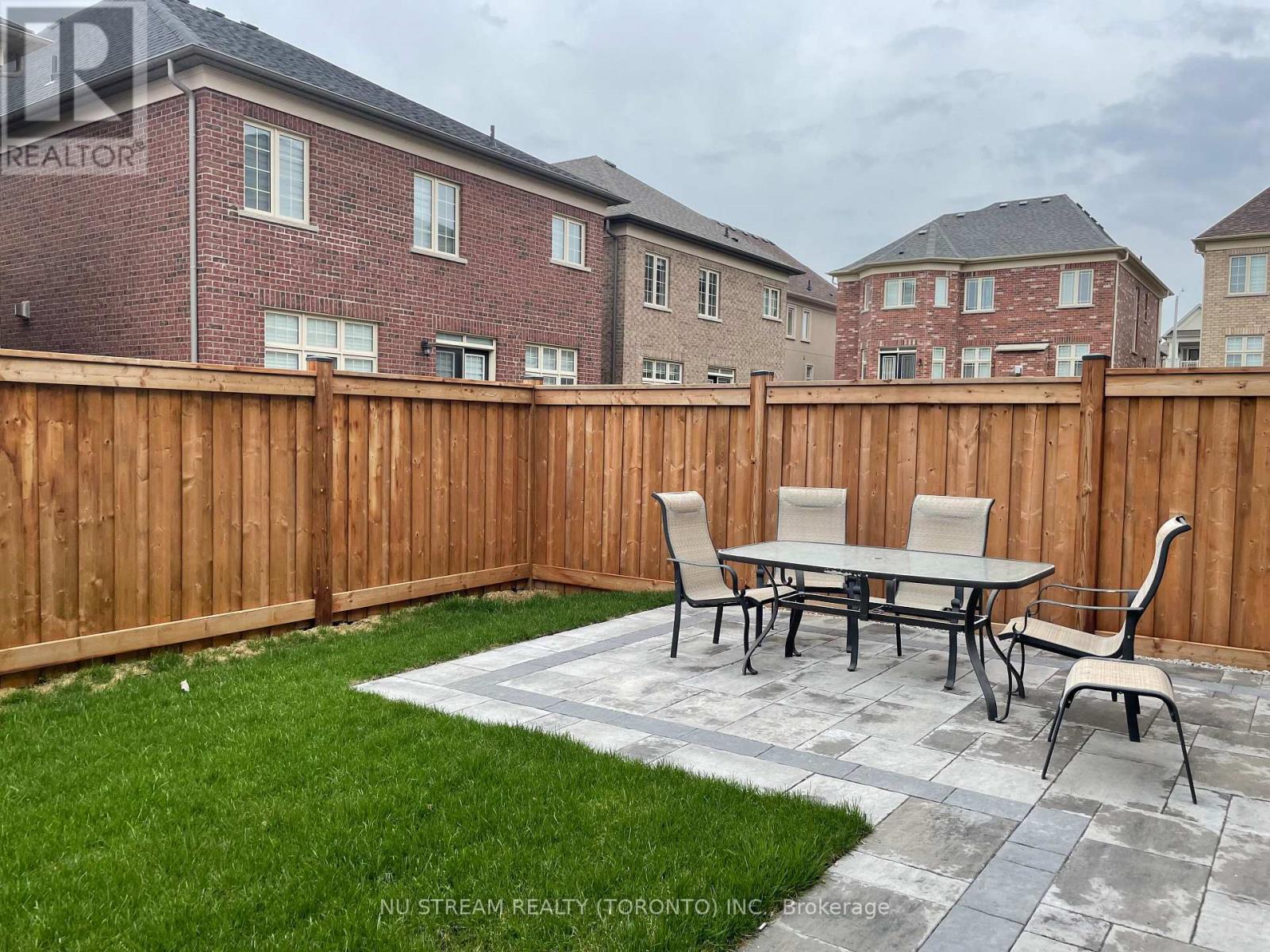 Lower - 10 Drizzel Crescent, Richmond Hill, Ontario  L4E 1G7 - Photo 13 - N14091758