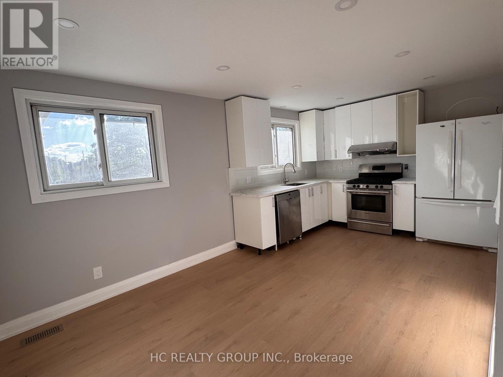 32 Upper King Richard Court, Markham, Ontario  L3P 1M1 - Photo 5 - N14091774