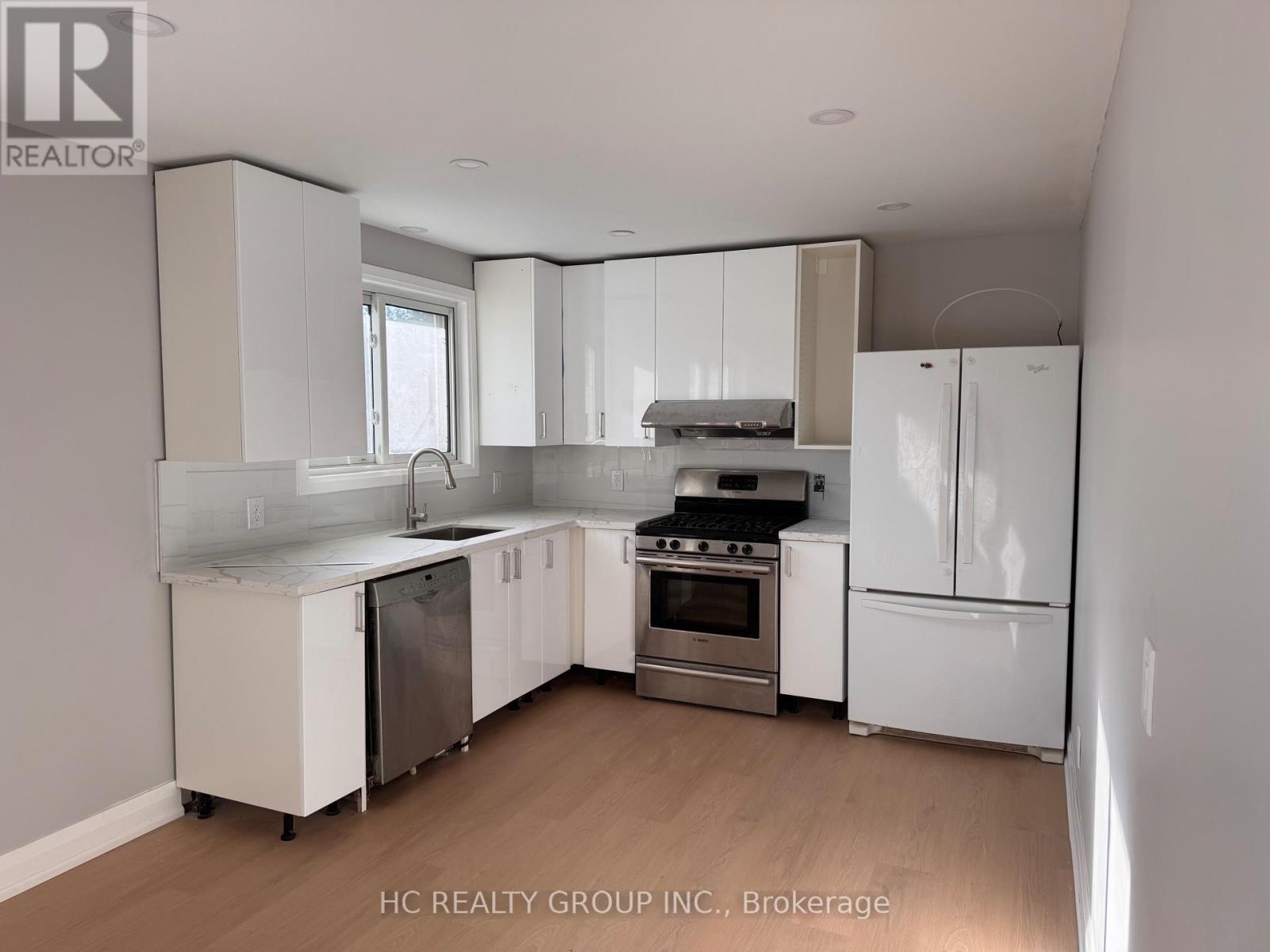 32 Upper King Richard Court, Markham, Ontario  L3P 1M1 - Photo 6 - N14091774