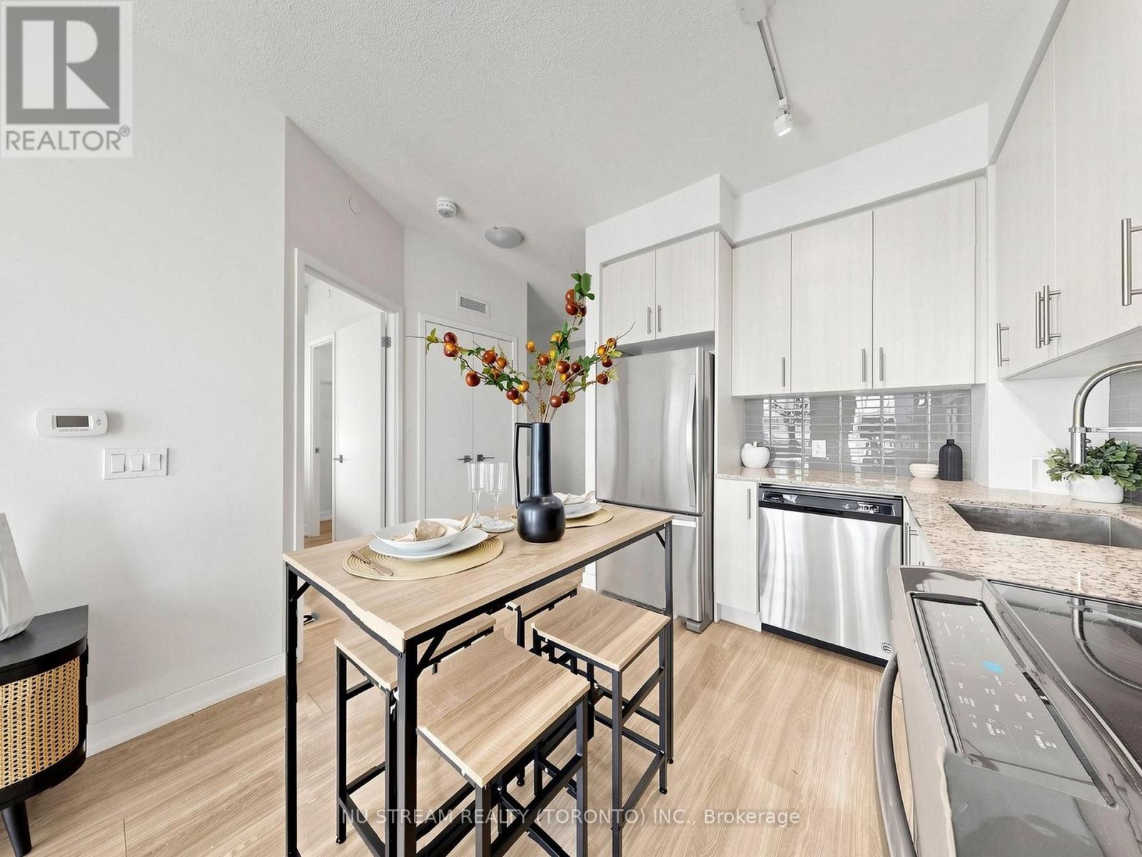 3017 - 4055 Parkside Village Drive, Mississauga, Ontario  L5B 0K8 - Photo 16 - W14091746