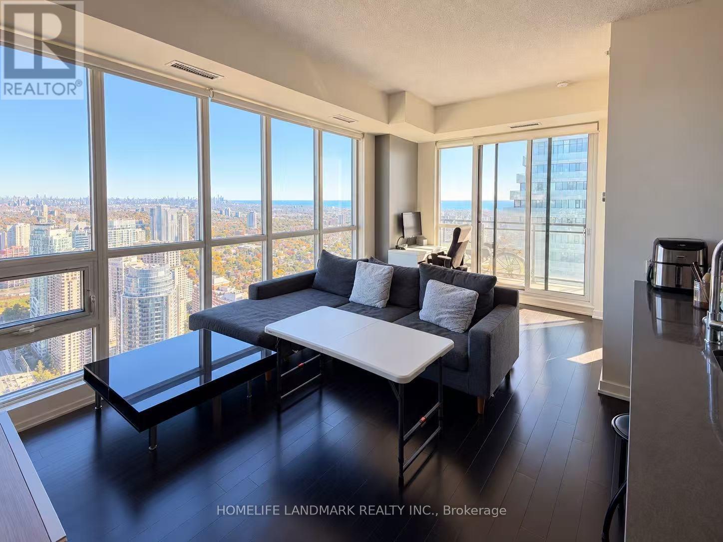 4707 - 4011 Brickstone Mews, Mississauga, Ontario  L5B 0J7 - Photo 4 - W14091768