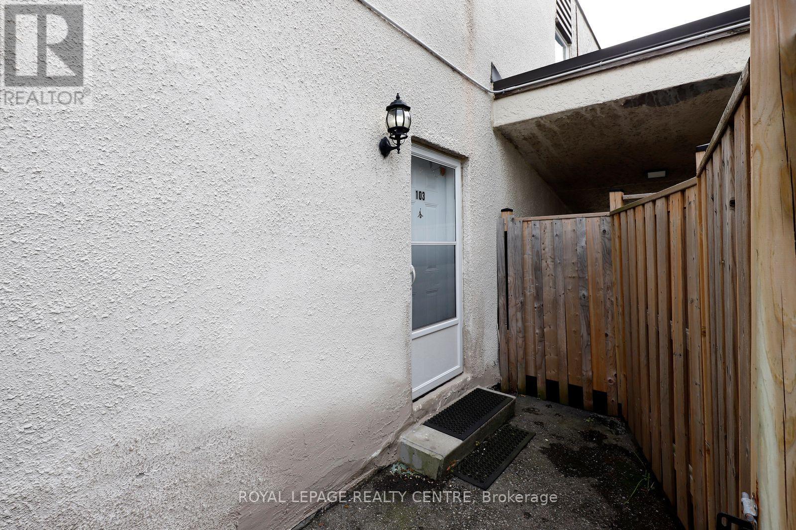 103 - 3040 Constitution Boulevard, Mississauga, Ontario  L4Y 3X7 - Photo 3 - W14091776