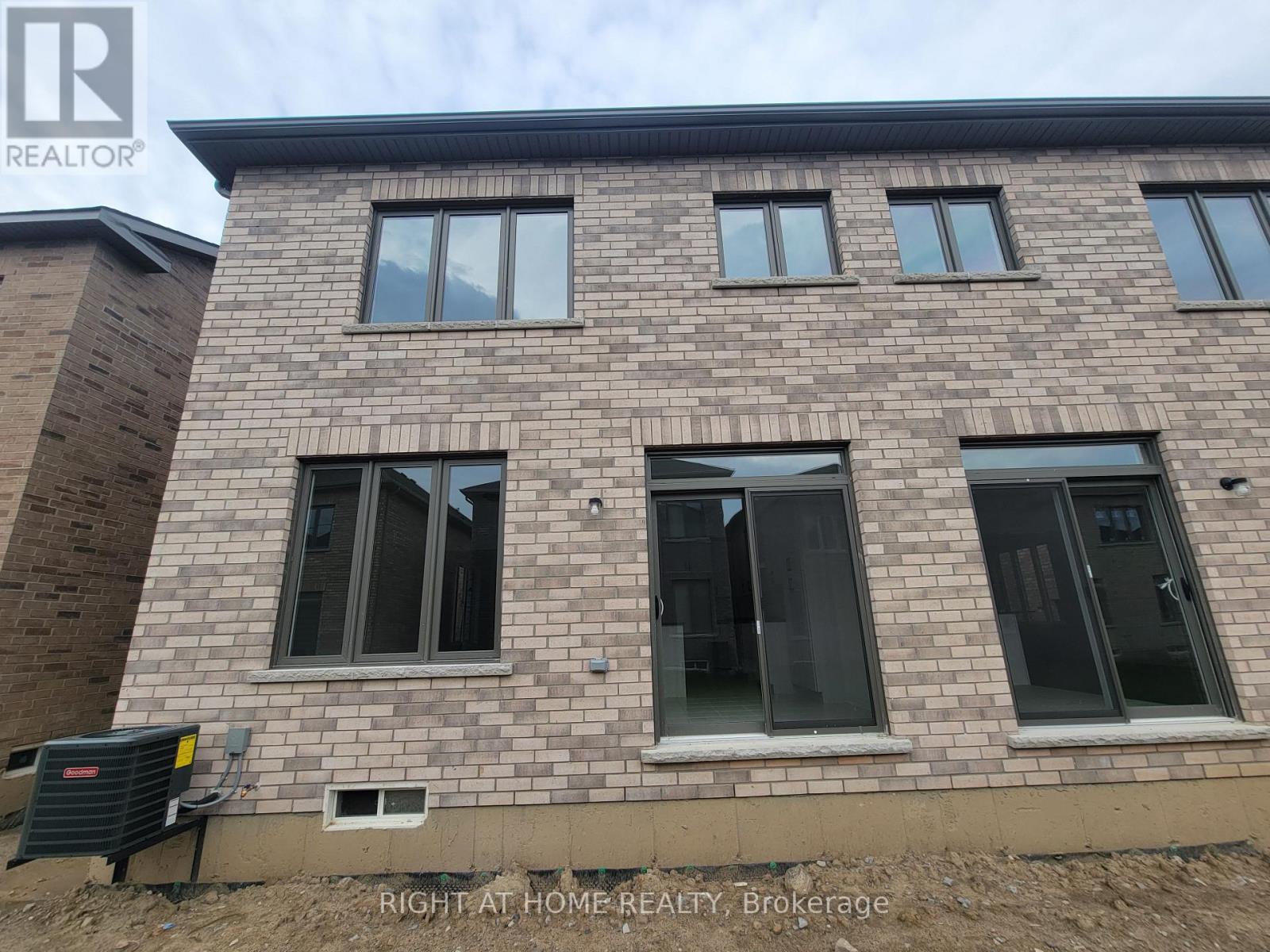 Main - 32 Truffle Court, Brampton, Ontario  L7A 5A6 - Photo 11 - W14091792