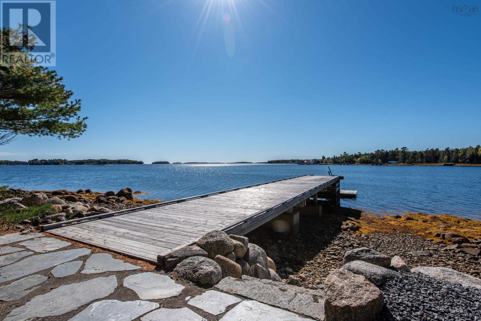 169 Swallow Point Road, Chester Basin, Nova Scotia  B0K 1K0 - Photo 5 - 202625898