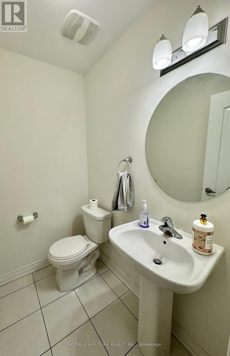 10 Buttonbush Lane, Richmond Hill, Ontario L4E 0E4 - Photo 10 - N14091806