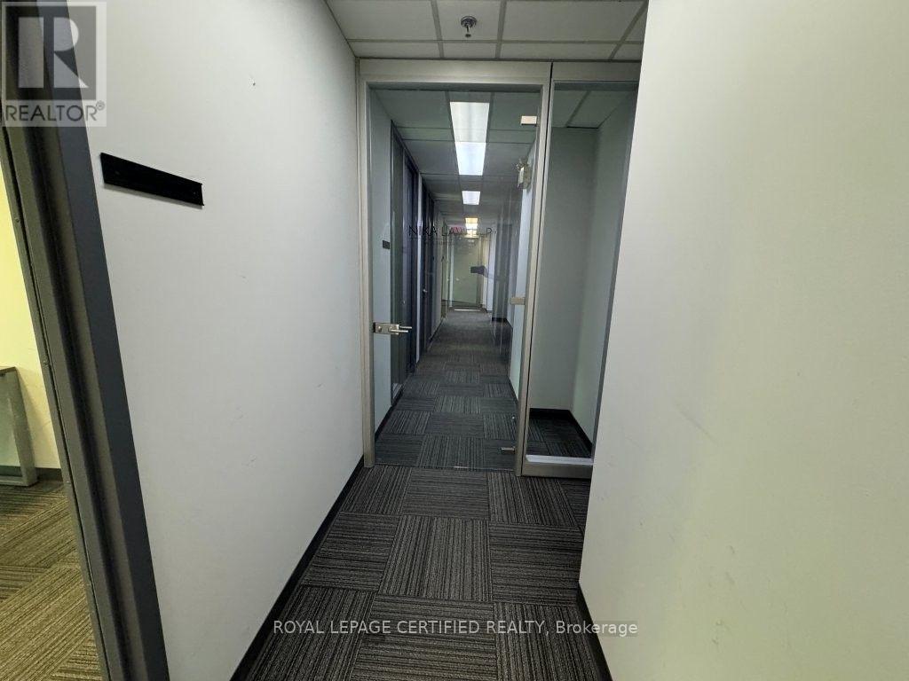 205 - 2800 Skymark Avenue, Mississauga, Ontario L4W 5A6 - Photo 15 - W14091802