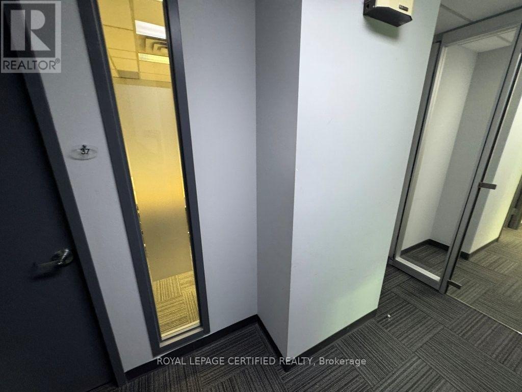 205 - 2800 Skymark Avenue, Mississauga, Ontario L4W 5A6 - Photo 24 - W14091802