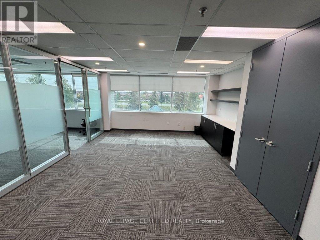 205 - 2800 Skymark Avenue, Mississauga, Ontario L4W 5A6 - Photo 4 - W14091802