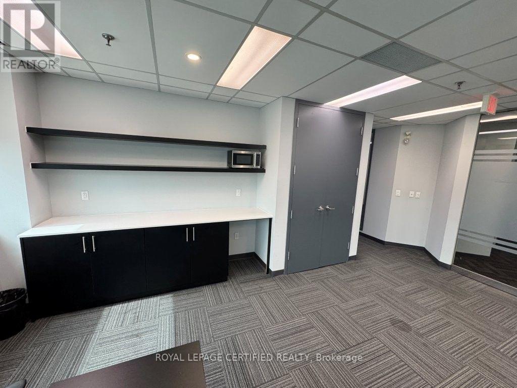 205 - 2800 Skymark Avenue, Mississauga, Ontario L4W 5A6 - Photo 6 - W14091802