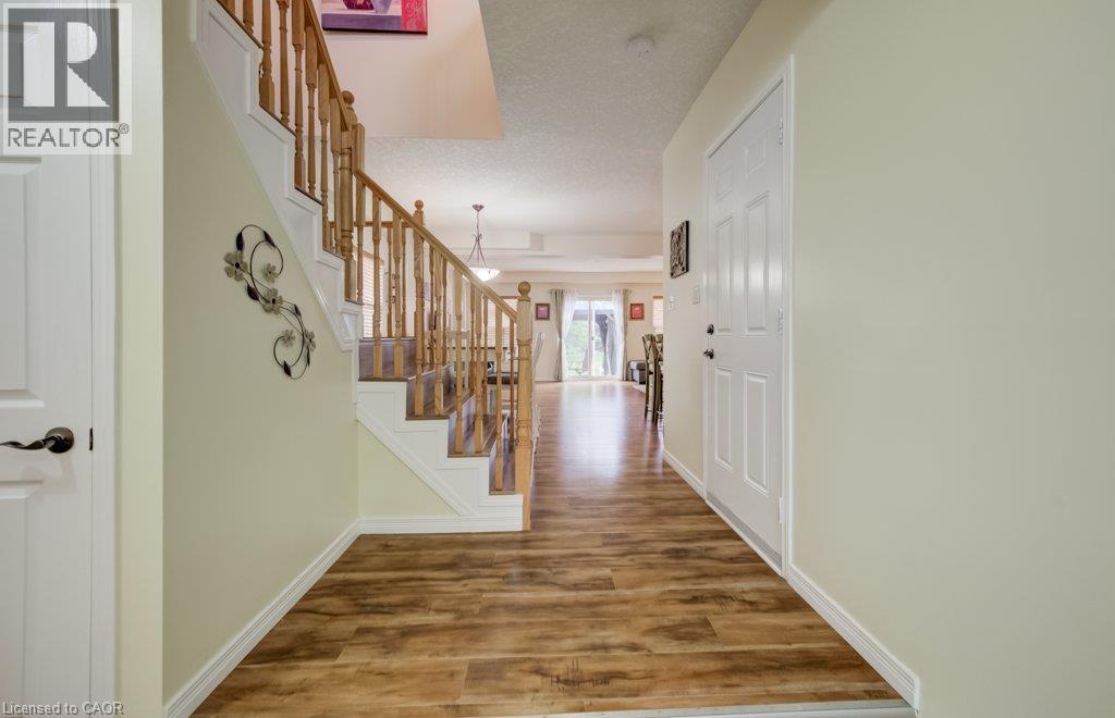 521 Snowdrop Court, Kitchener, Ontario  N2E 4G4 - Photo 6 - 40872226