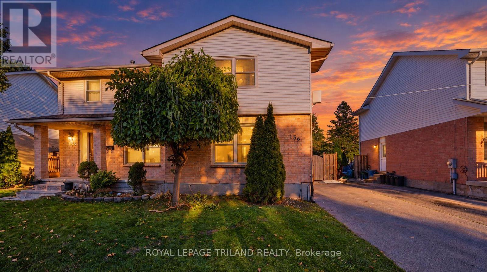 $489,900136 Golfdale Crescent, London South, Ontario