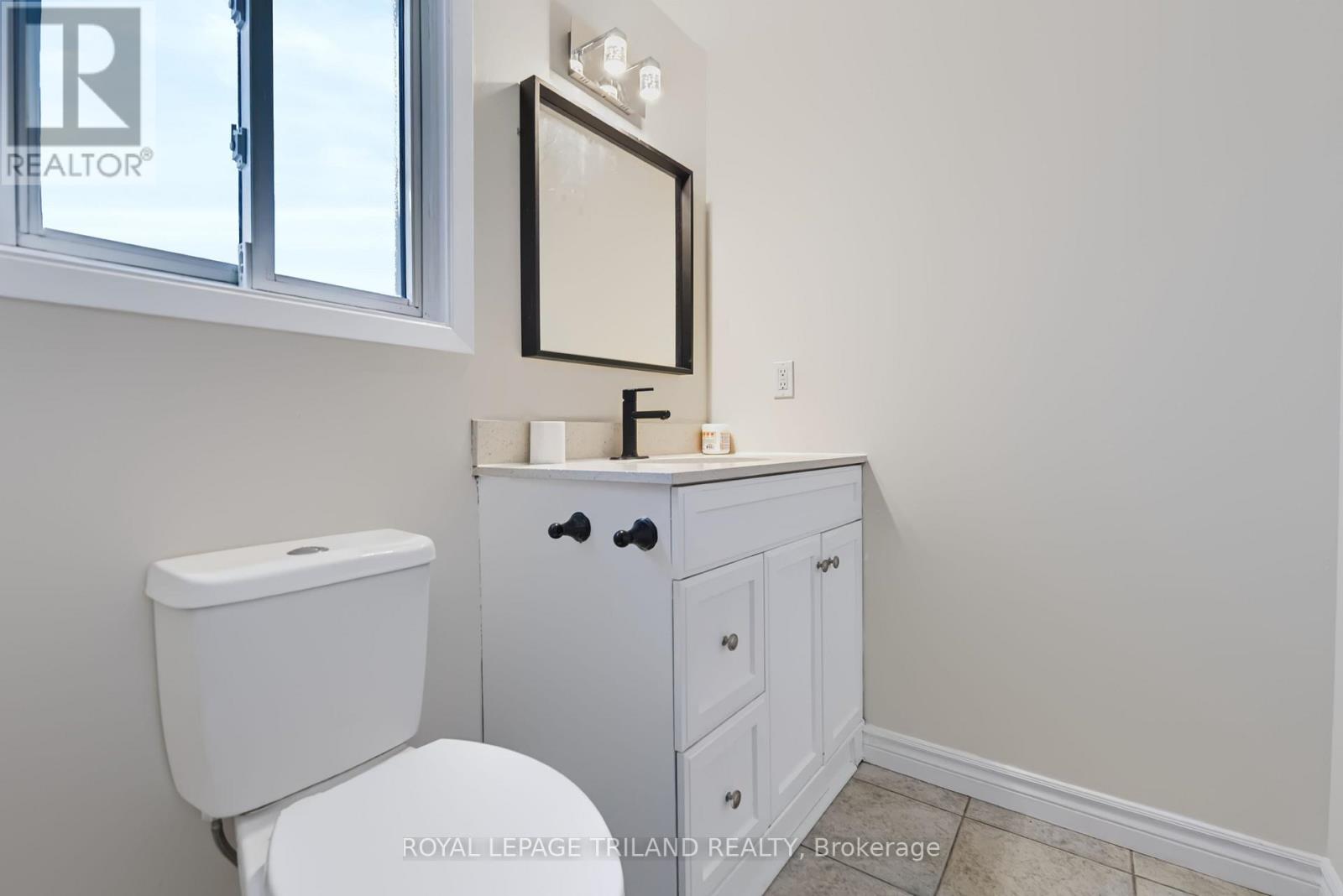 136 Golfdale Crescent, London South, Ontario  N6C 5X7 - Photo 29 - X14091834
