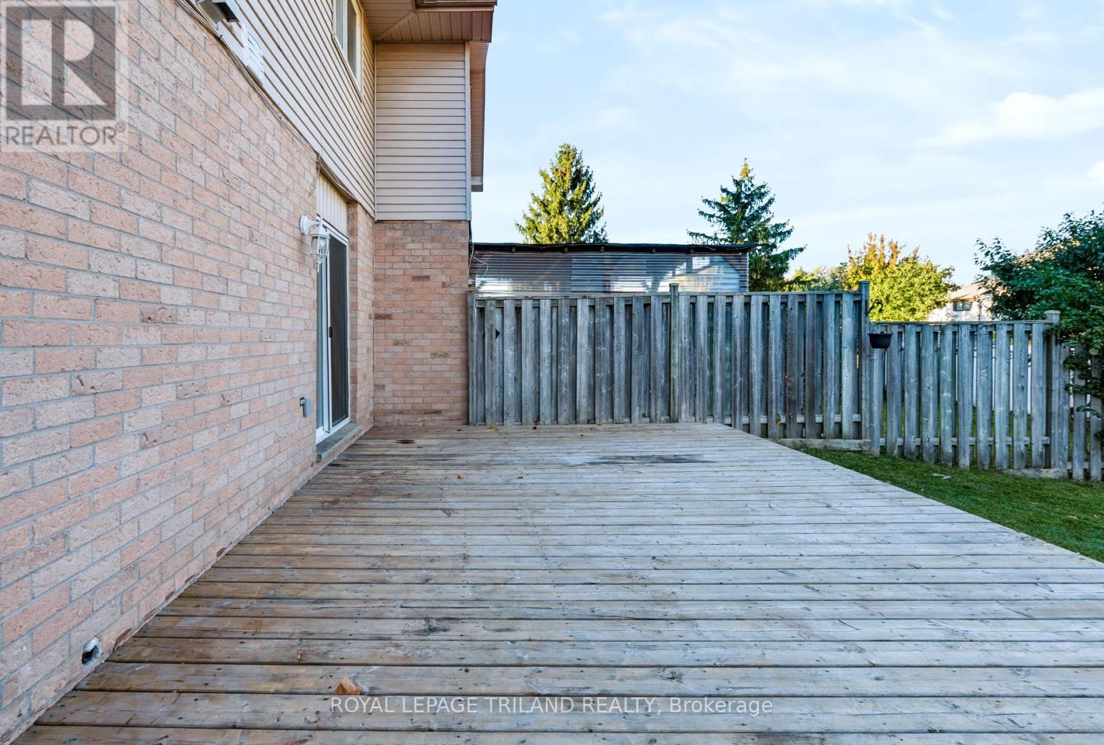 136 Golfdale Crescent, London South, Ontario  N6C 5X7 - Photo 39 - X14091834