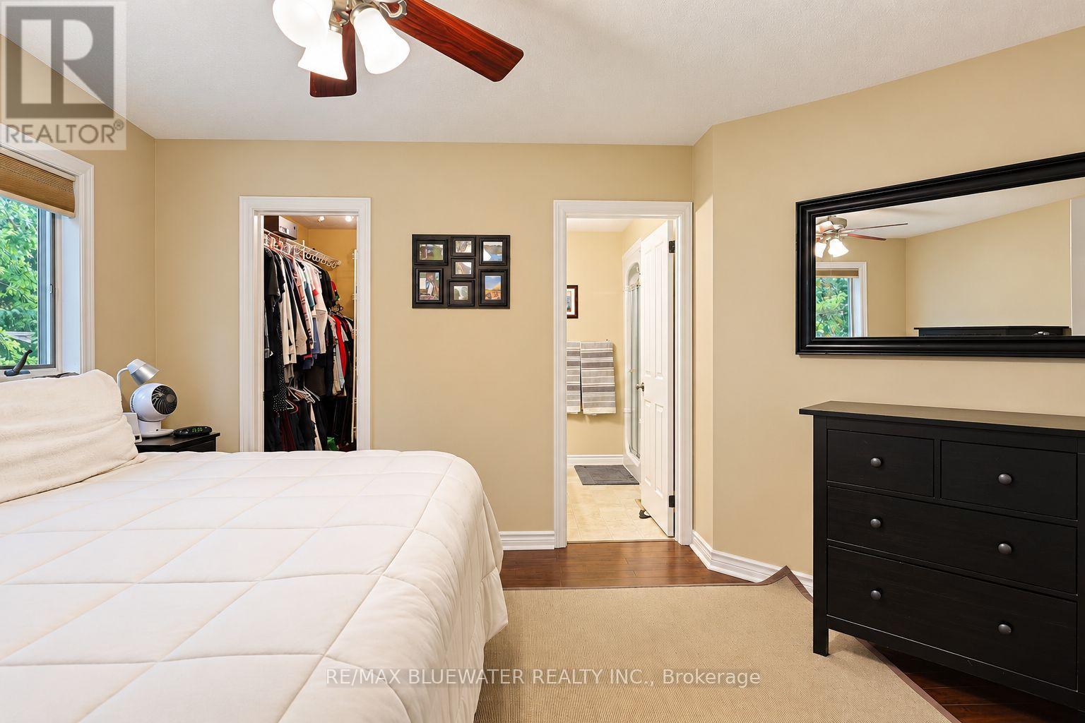 9879 Leonard Street, Lambton Shores, Ontario  N0M 1T0 - Photo 21 - X14091836