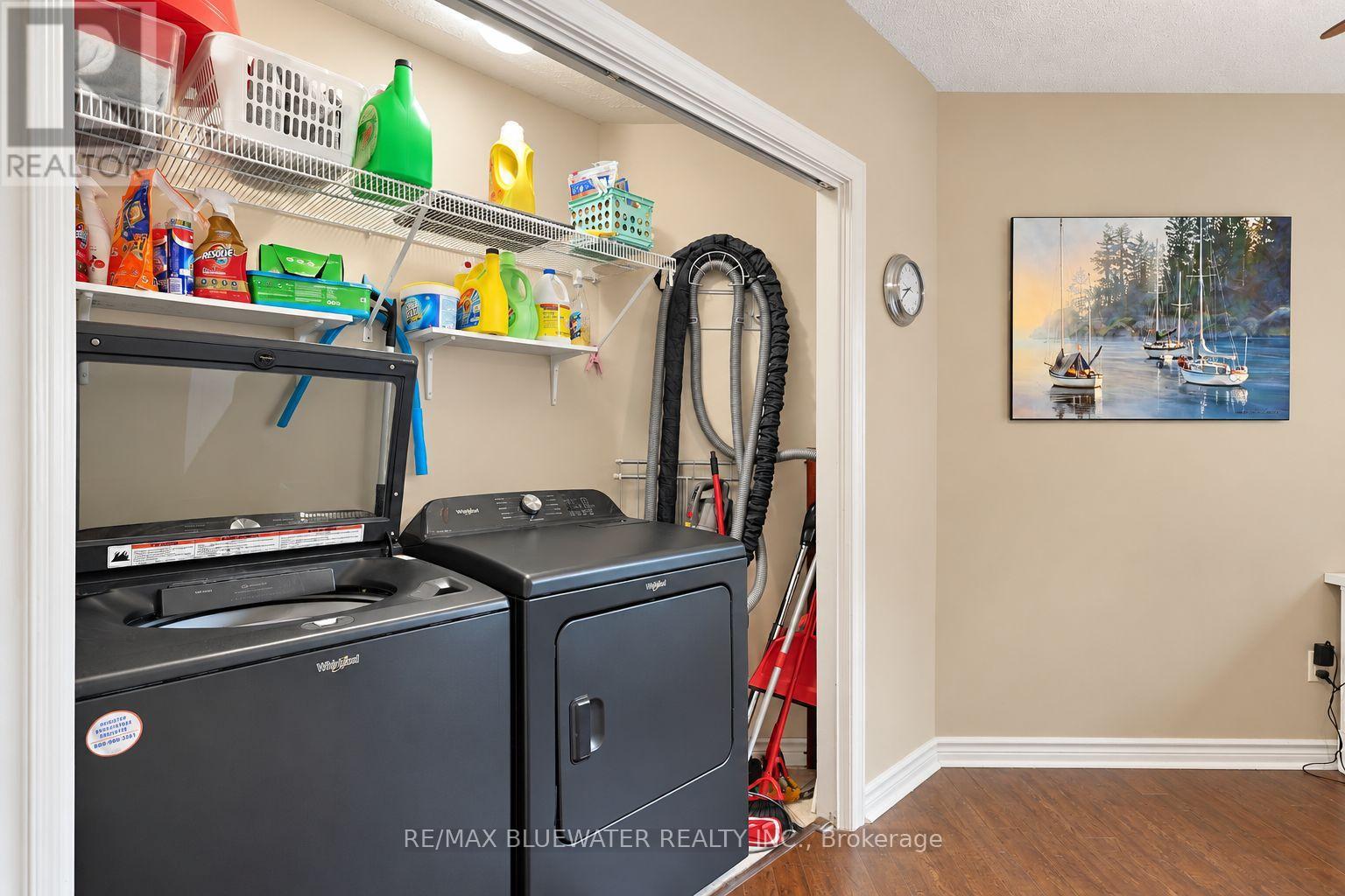 9879 Leonard Street, Lambton Shores, Ontario  N0M 1T0 - Photo 25 - X14091836