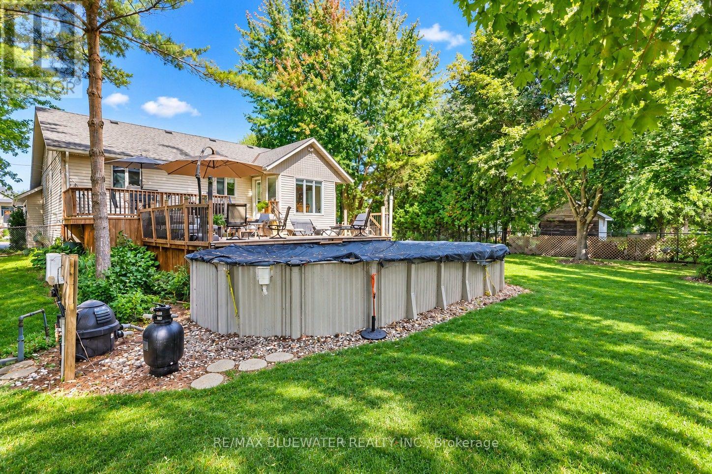 9879 Leonard Street, Lambton Shores, Ontario  N0M 1T0 - Photo 46 - X14091836