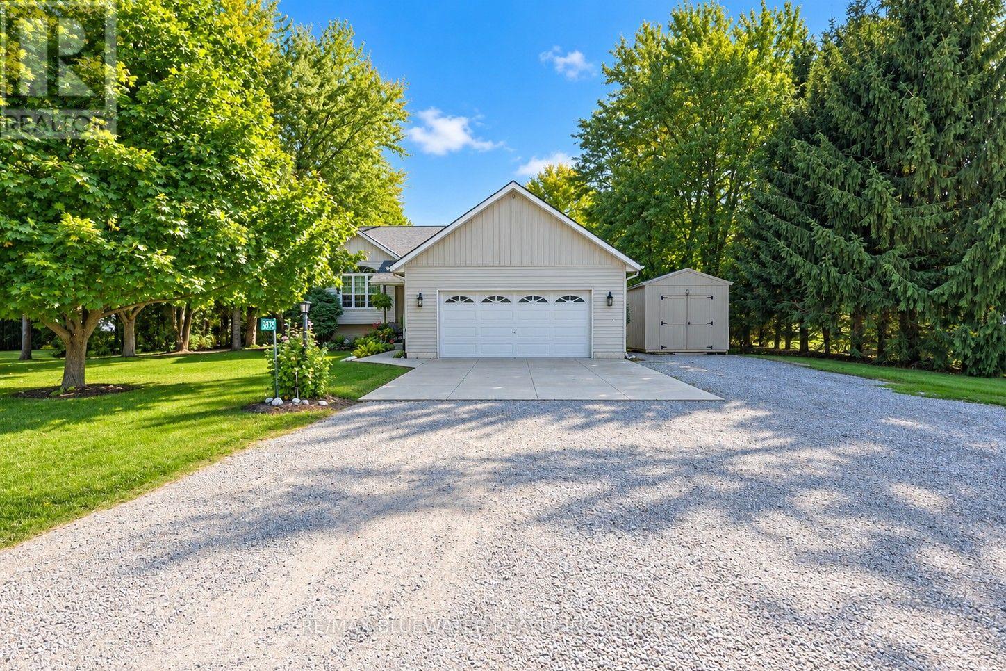 9879 Leonard Street, Lambton Shores, Ontario  N0M 1T0 - Photo 47 - X14091836