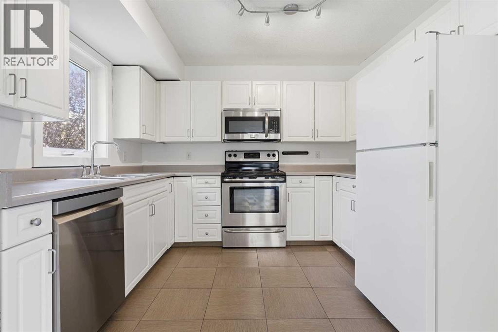 225 Killarney Glen Court Sw, Calgary, Alberta  T3E 7H4 - Photo 14 - A2351916