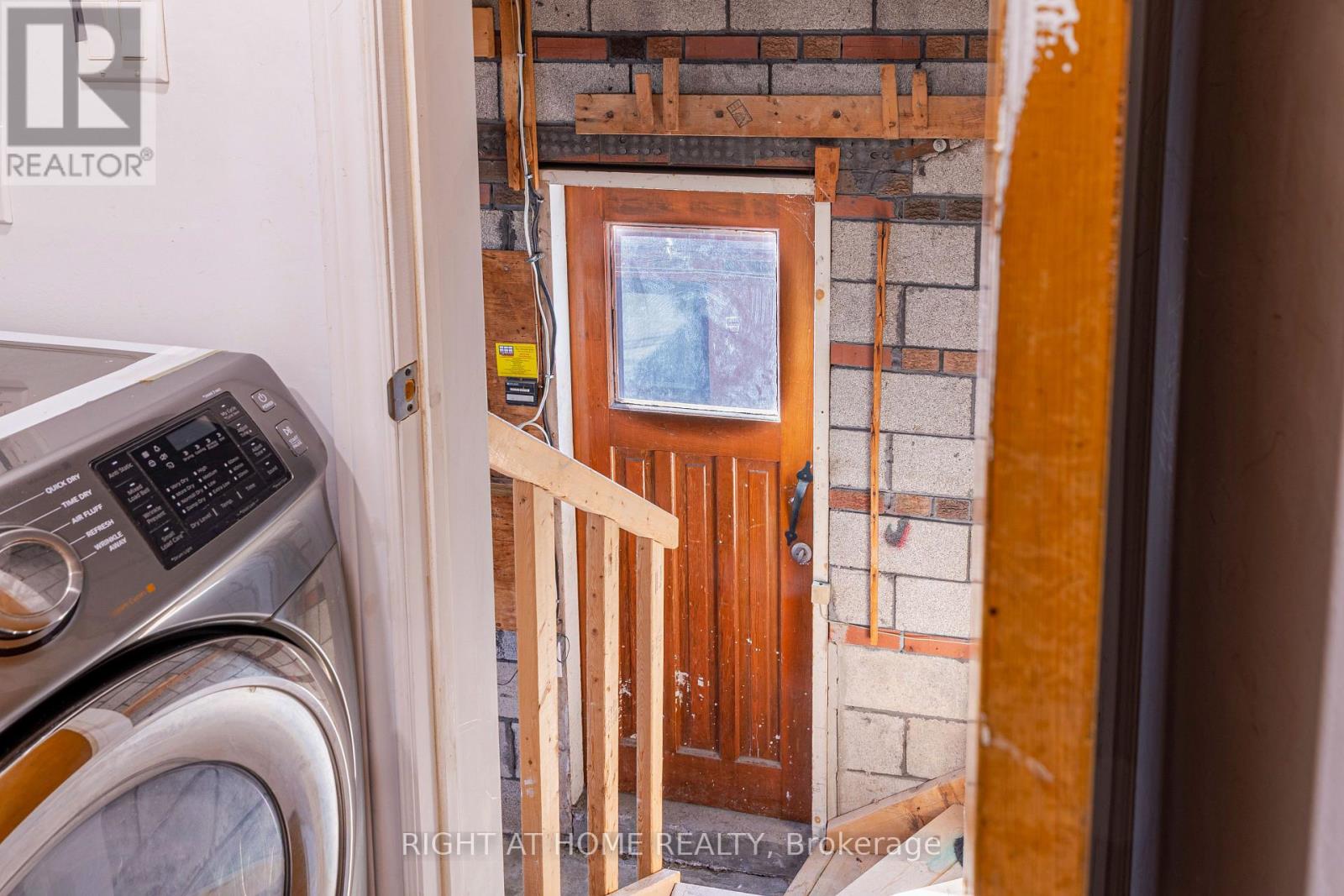62 Iangrove Terrace, Toronto, Ontario  M1W 2H2 - Photo 14 - E14091826