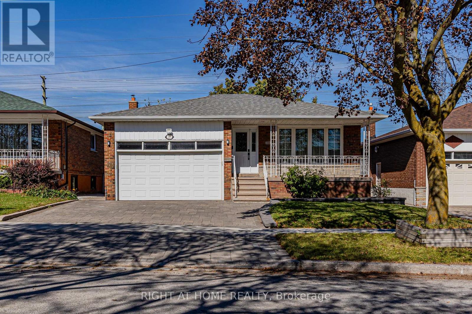 62 Iangrove Terrace, Toronto, Ontario  M1W 2H2 - Photo 2 - E14091826