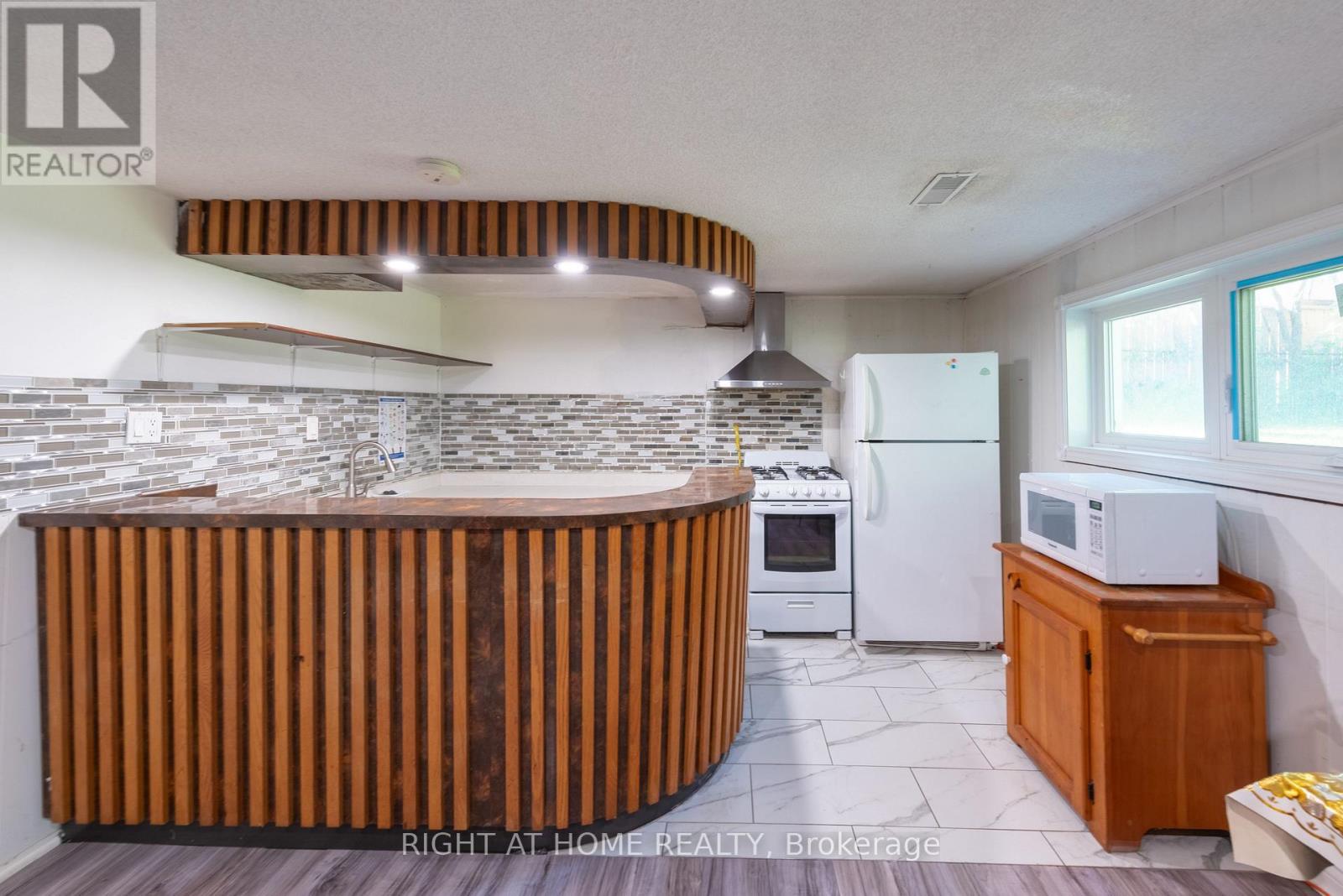 62 Iangrove Terrace, Toronto, Ontario  M1W 2H2 - Photo 25 - E14091826
