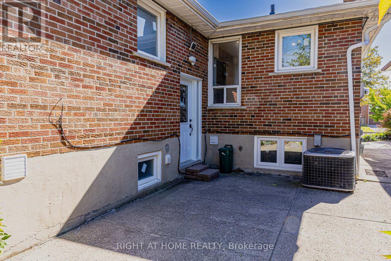 62 Iangrove Terrace, Toronto, Ontario  M1W 2H2 - Photo 41 - E14091826