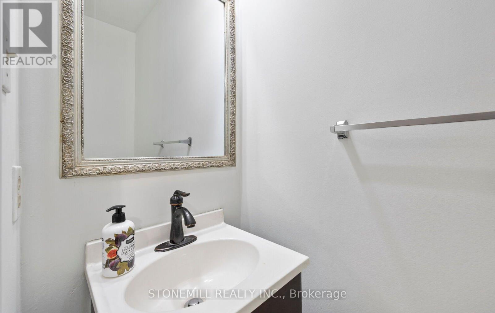 76 Collings Avenue, Bradford West Gwillimbury, Ontario  L3Z 1S4 - Photo 21 - N14091862