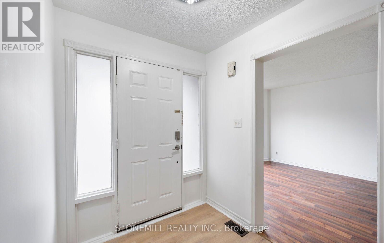76 Collings Avenue, Bradford West Gwillimbury, Ontario  L3Z 1S4 - Photo 3 - N14091862