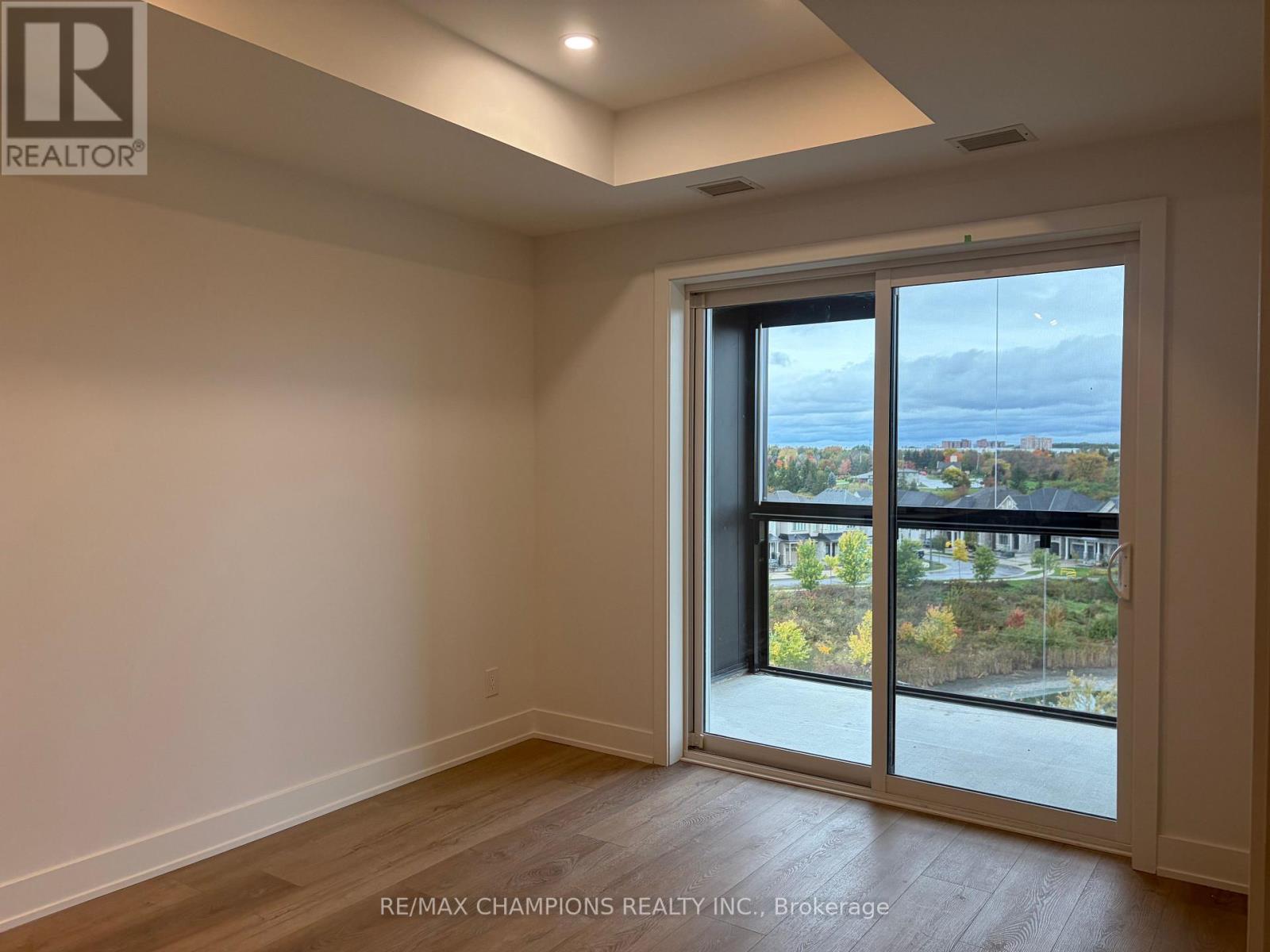 607 - 3008 William Cutmore Boulevard, Oakville, Ontario  L6H 8A4 - Photo 3 - W14091820