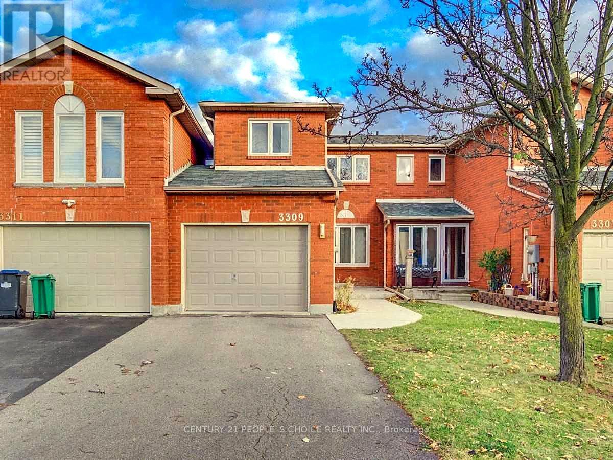 3309 Bobwhite Mews, Mississauga, Ontario  L5N 6E9 - Photo 2 - W14091824