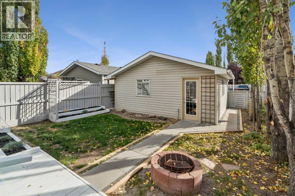 180 Chaparral Ridge Circle SE, Calgary, Alberta  T2X 0Y2 - Photo 35 - A2350026