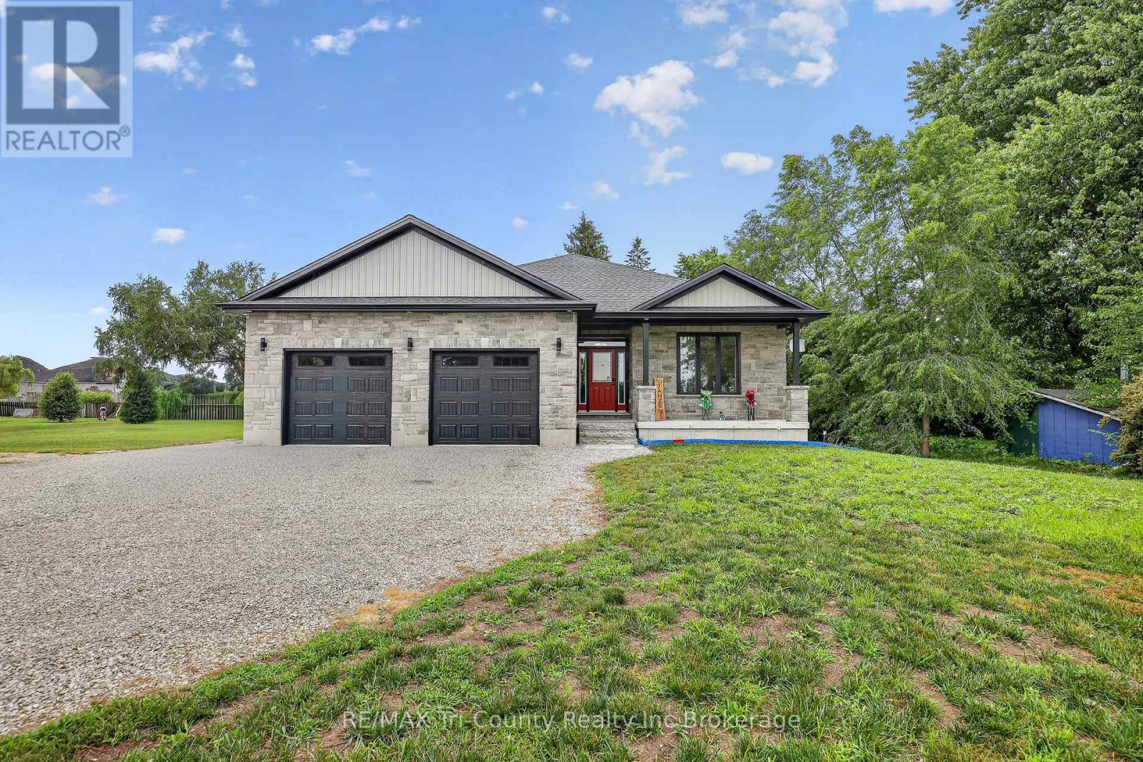 520 FAIRGROUND ROAD W, Norfolk, Ontario