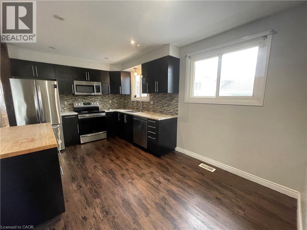 33 Behan Street, Hamilton, Ontario  L8T 4N5 - Photo 3 - 40872238