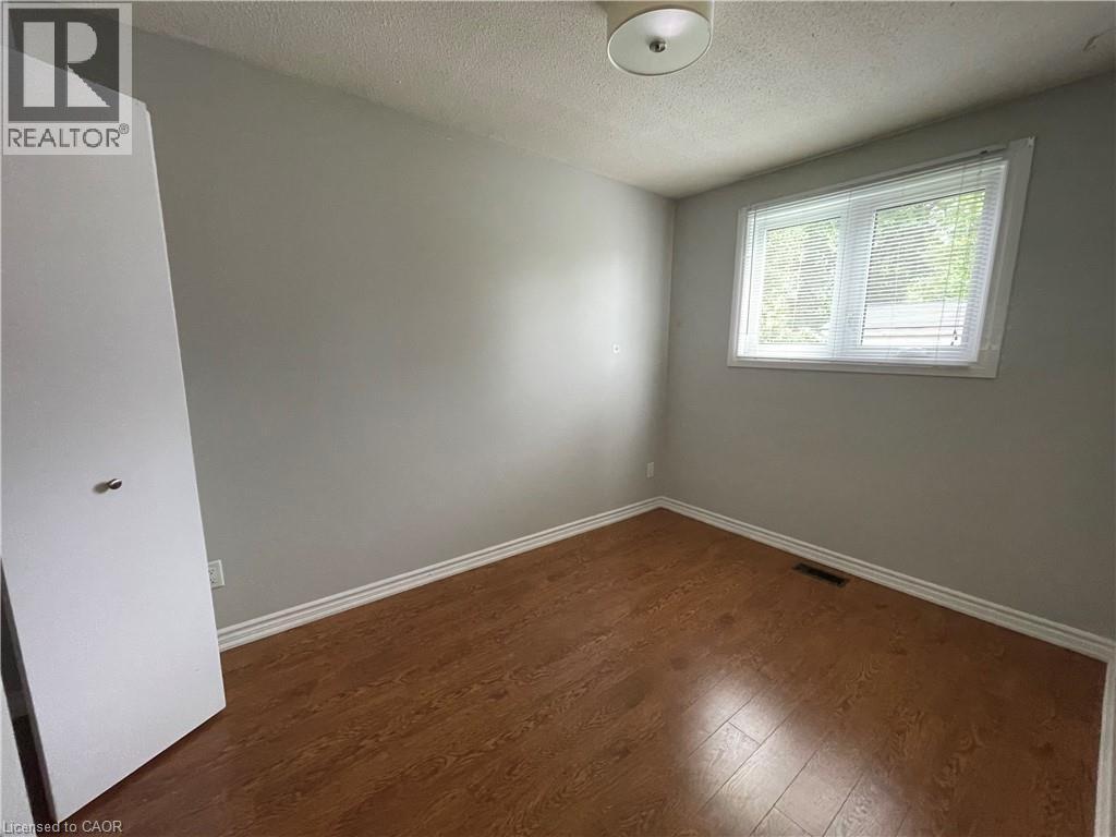 33 Behan Street, Hamilton, Ontario  L8T 4N5 - Photo 9 - 40872238