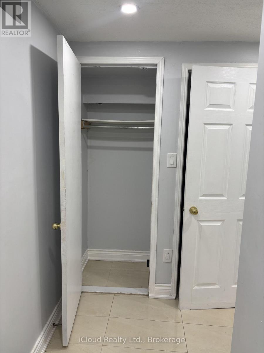 Bsmt - 37 Duggan Drive, Brampton, Ontario  L6Y 4J2 - Photo 17 - W13869582