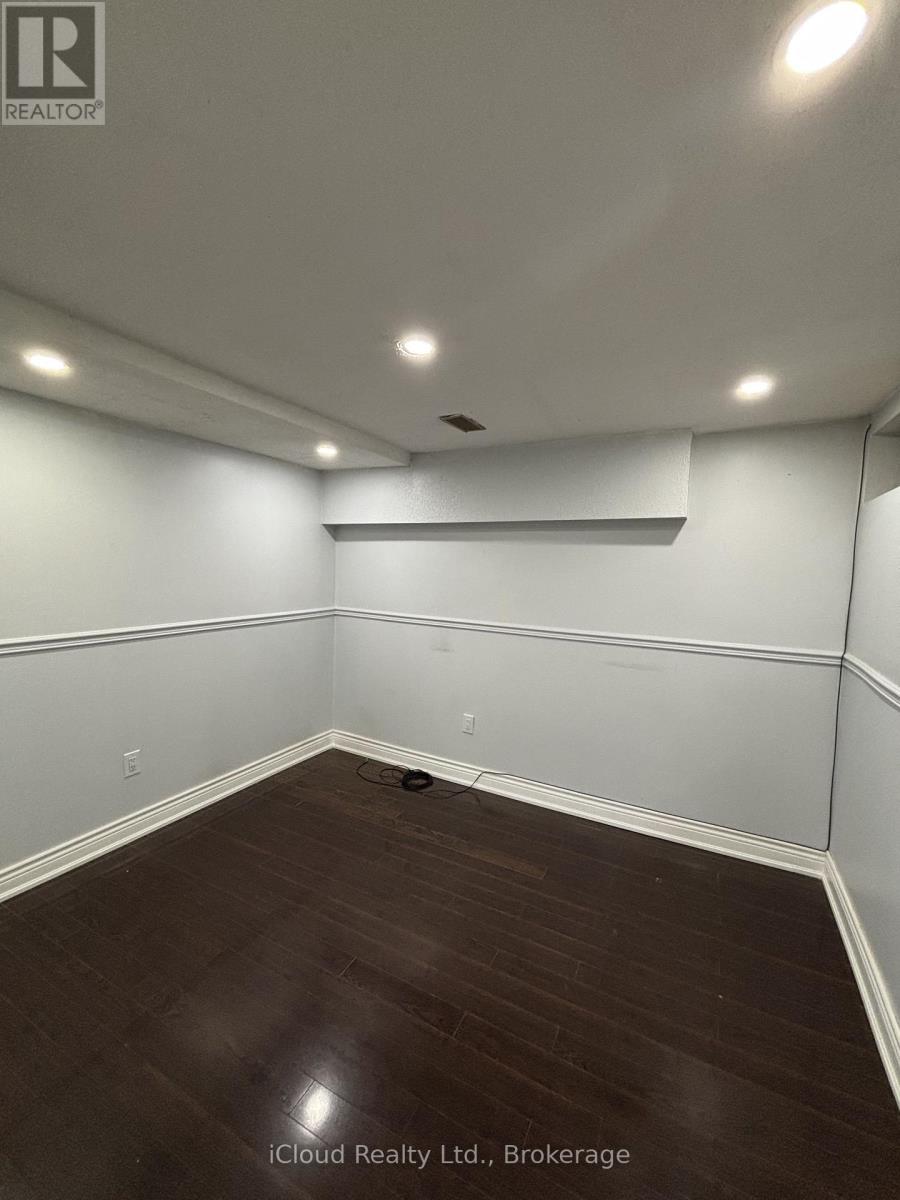 Bsmt - 37 Duggan Drive, Brampton, Ontario  L6Y 4J2 - Photo 4 - W13869582