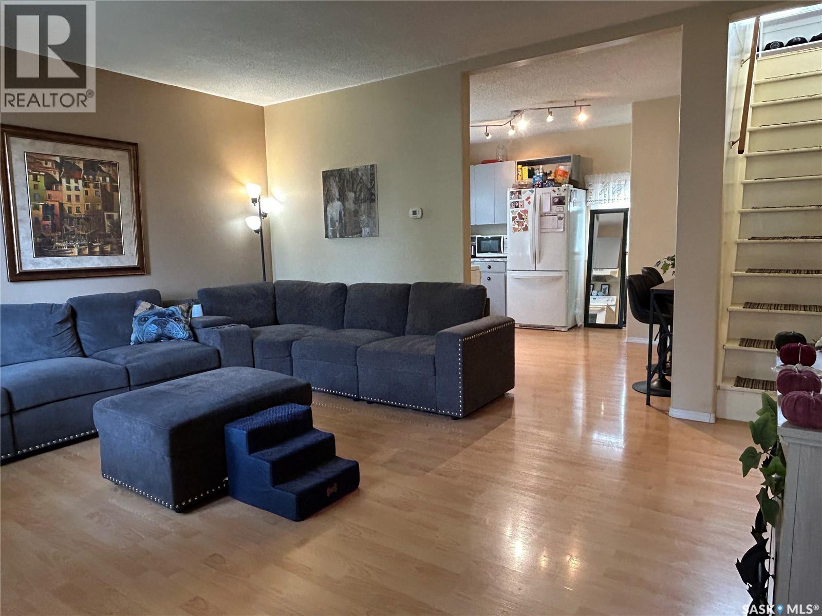 714 Carbon Avenue, Bienfait, Saskatchewan  S0C 0M0 - Photo 4 - SK051372