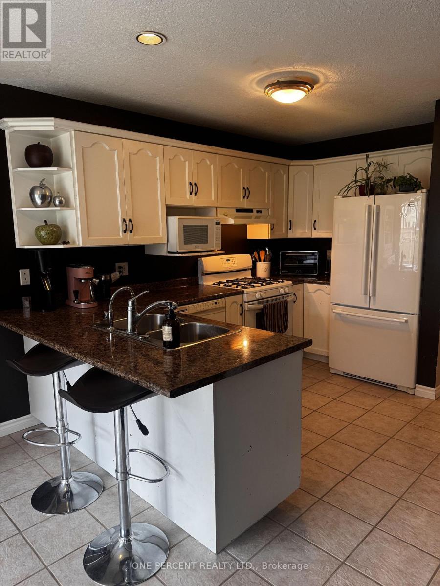459 Albert Street, Stratford, Ontario  N5A 3L3 - Photo 11 - X13859054