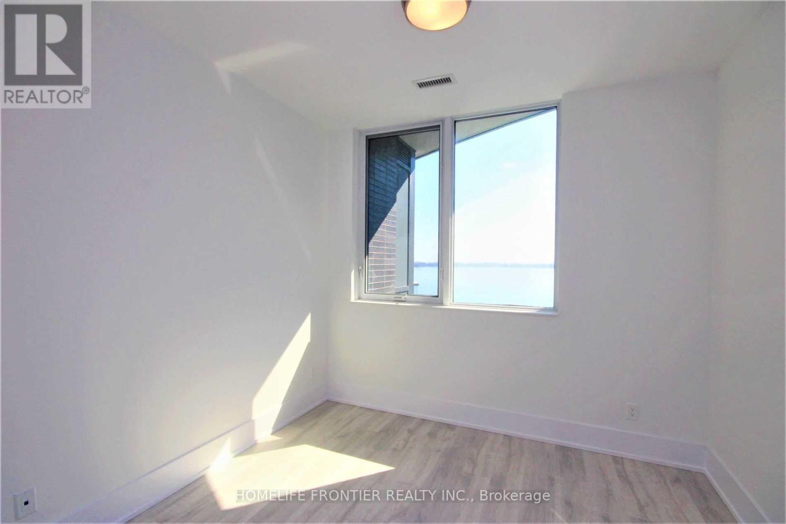 912 - 1 Edgewater Drive, Toronto, Ontario  M5A 0L1 - Photo 13 - C14091892