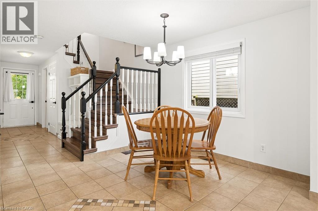 822 Whitecap Avenue, Waterloo, Ontario  N2K 4L4 - Photo 10 - 40870359