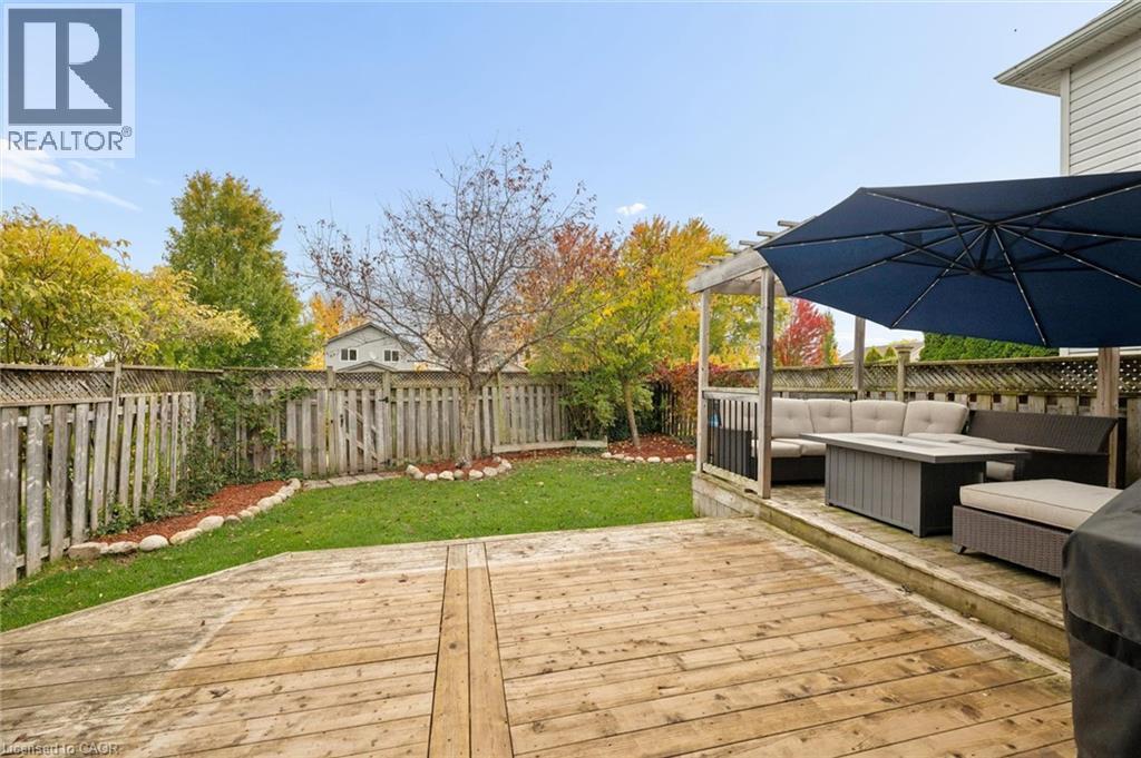 822 Whitecap Avenue, Waterloo, Ontario  N2K 4L4 - Photo 36 - 40870359